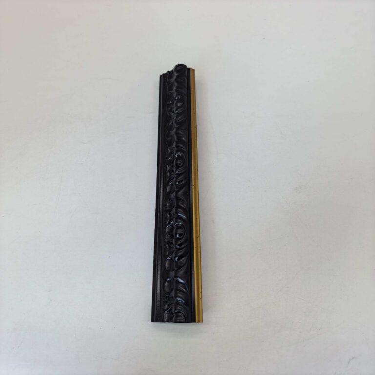 frame PS Black Antiqued Gold Scroll Embossed Molding, European Vintage Frame Trim